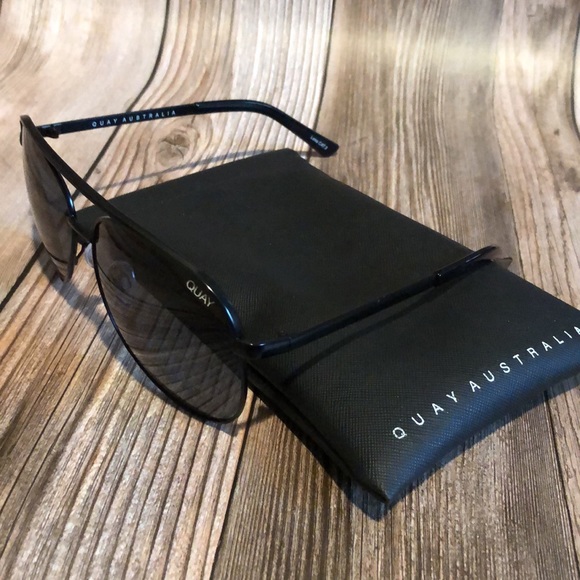 Quay Australia Vivienne Sunglasses - Picture 2 of 5